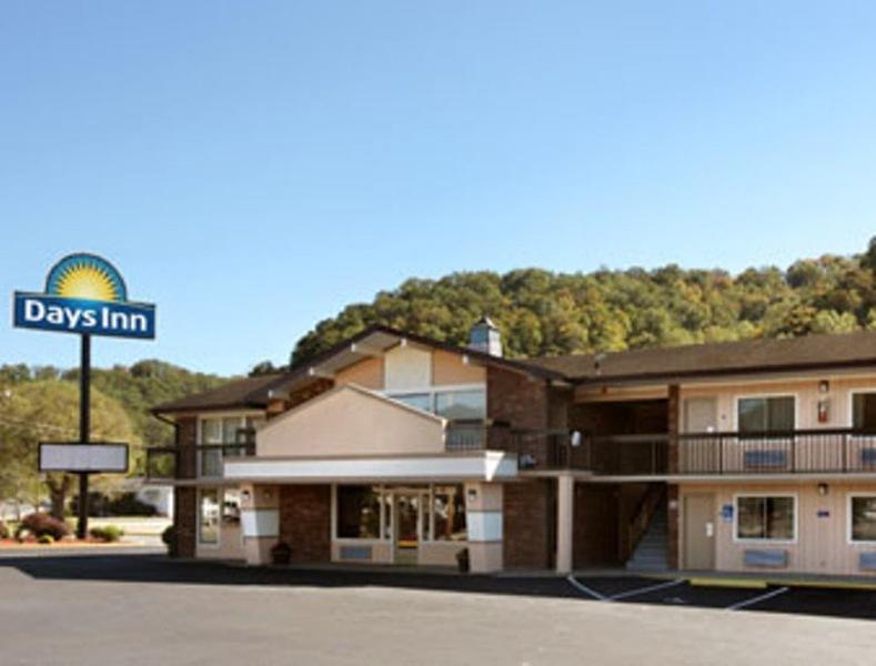 Days Inn By Wyndham Paintsville מראה חיצוני תמונה